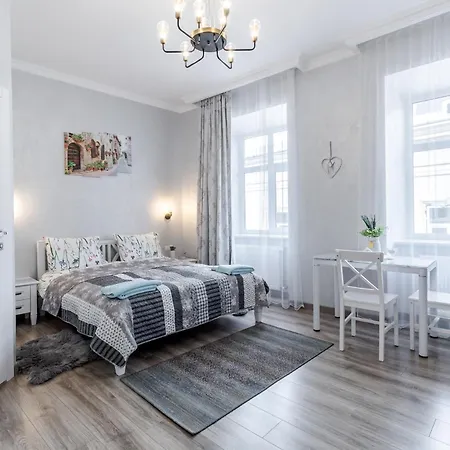 Golden Rose ! S Lwów