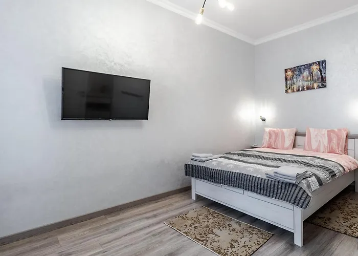 Golden Rose ! S Lviv